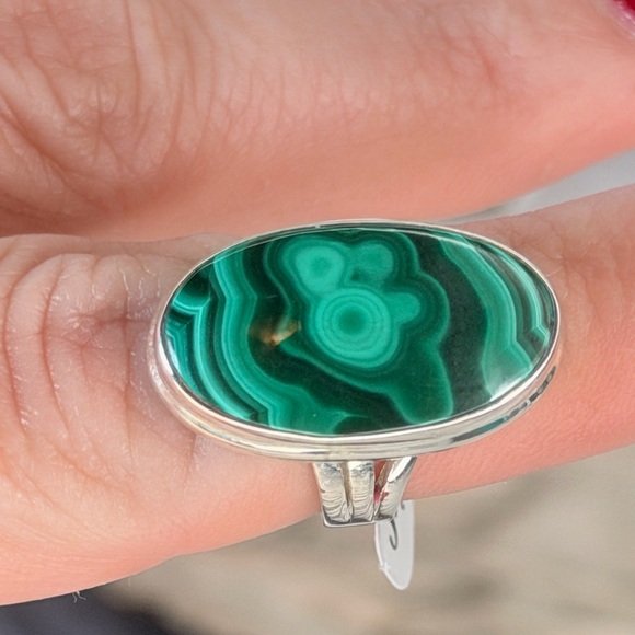 Congo Malachite Ring • Solid 925 Sterling Silver • Size 5 - Picture 3 of 6